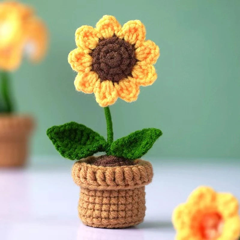 1/2/4Pcs DIY Handwoven Mini Potted Flower Rose Office Desktop Ornamental Potted Plants Woolen Thread Finished Product Home Decor