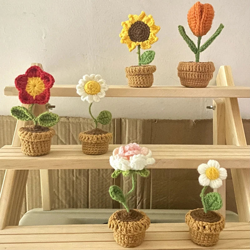 1/2/4Pcs DIY Handwoven Mini Potted Flower Rose Office Desktop Ornamental Potted Plants Woolen Thread Finished Product Home Decor
